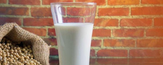 喝豆奶的好处和坏处 喝豆奶有什么好处和坏处 喝豆奶的好处和坏处 喝豆奶有什么好处和坏处